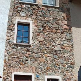 Antica torre del castello Casa Ceresiana, hótel í Carabietta
