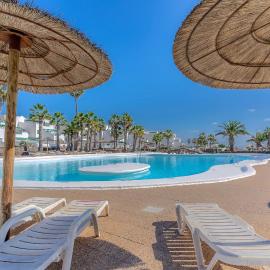 Bonito apartamento reformado en Las Coronas, ξενοδοχείο σε Costa Teguise