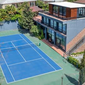 Private Modern Villa with Tennis court