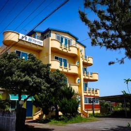 ttottot Jeju Backpackers, hôtel à Seogwipo