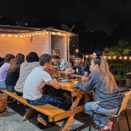 La Familia Hostel - Manila, hotell i Medellín