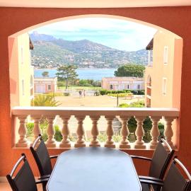 Appartement village Cap-Esterel - Agay - Saint-Raphaël, hotel di Agay - Saint Raphael