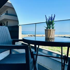 CCD Seaview Apartments, khách sạn ở Năvodari