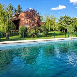 Sama Atalaya โรงแรมในTrescasas