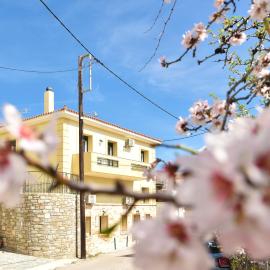 Kentos Airy & Fully Equipped 3BR Family Maisonette