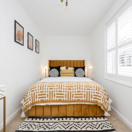 Stunning modern space in Hove & free parking, hotel v destinaci Brighton & Hove