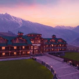 Four Points by Sheraton Sonmarg Resort, hotel en Sonāmarg