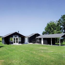 Three-Bedroom Holiday Home In Augustenborg, hotel u gradu Augustenborg