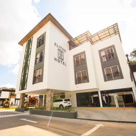 Elithe Hotel, hotel i La Esperanza