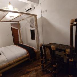 Ariwigangga Guest House, khách sạn ở Krambitan
