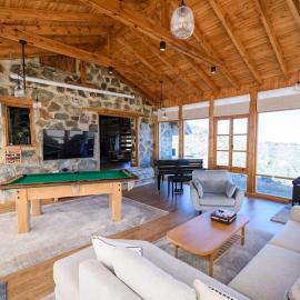 Serenity Mountain, hotel em Askas