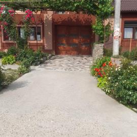 Casa Elena Eselnita