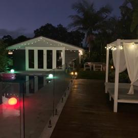 Woy Woy Staycation - Heated Pool & Hot Tub & BBQ & Pizza Oven & Arcade Game & Pool Table, hotel v destinácii Woy Woy