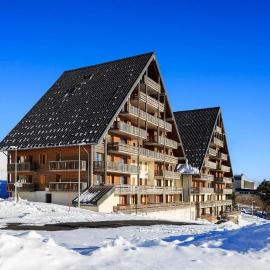 Appartement 4 personnes avec piscine, wifi, garage