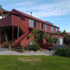 2 bedroom Apartment@Boutique Barn House Farm Stay