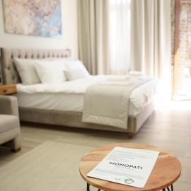 MONOPATI HOUSE, hotel em Mouzaki