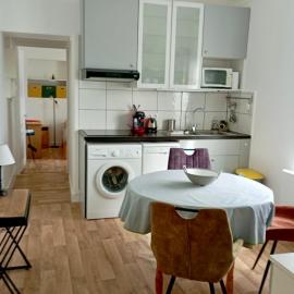 Viesnīca Appartement proche de la plage - wifi, bien agencé pilsētā Asnelles