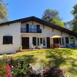Villa landaise proche lac d’Hossegor et océan