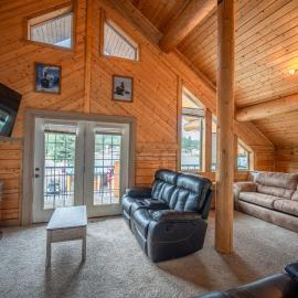 Alpine Lodge Hotel、Cascadeのホテル