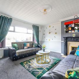*328OL* For your relaxed & Cosy stay + Parking, hotell i Leeds