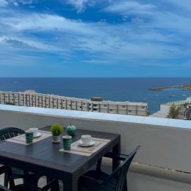 The Mayfair Village apto 305