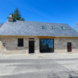 Gîte Theillac - Maison au calme avec beau jardin, Hotel in Péret-Bel-Air