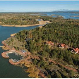 Norrö Holiday Village, hotel em Bamböle