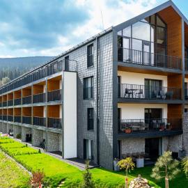 Wonder Home - Apartament z widokiem na panoramę Gór Izerskich – hotel w Świeradowie Zdroju