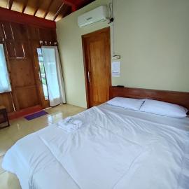 Omah Joglo Sukorejo RedPartner, hotel v destinácii Sukareja