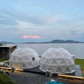 b local Sugawa House - Exclusive Beach Front Domes: Kure şehrinde bir otel