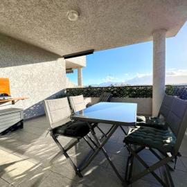 Appartement ALERIA 2/4 personnes, hotel in Aléria