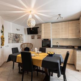 Casa Nico, hotel u gradu Tassullo