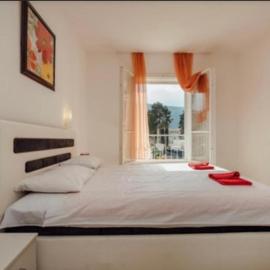 Sun house Kumbor