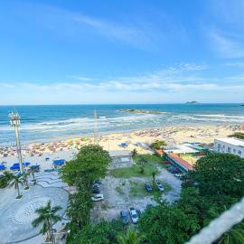 Apto vista mar em Pitangueiras, Guarujá, hotel in Guarujá