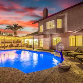 Solstice on Summit Family Retreat-Pool-Putt Grn-Sleeps 10