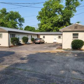 Charming 1BR Efficiency Apt Near TTU & Downtown