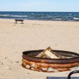 Beach Club of Oscoda - The Lakeshore Cottage, hotel Oscodában