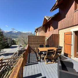 T3 au Plan d’eau d’Embrun avec Garage et Terrasse, hotell sihtkohas Embrun