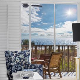 Exquisite Beachfront Residence at Shell Island Beach Club of Sanibel, hotell i Sanibel