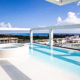 Luxury Condo with private plunge pool