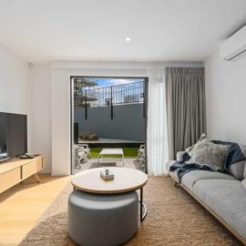 Wilbro, Hotel in Albert Town
