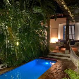Casa colonial en el exclusivo Alto del Rosario