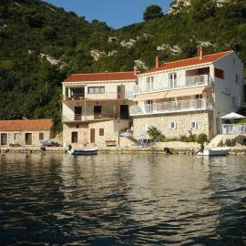 Apartments by the sea Prozurska Luka, Mljet - 22332, Hotel in Maranovići