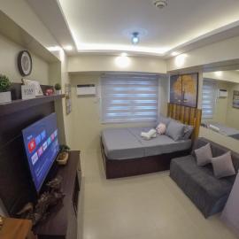 Cozy Chic Condotel Serin East Tagaytay