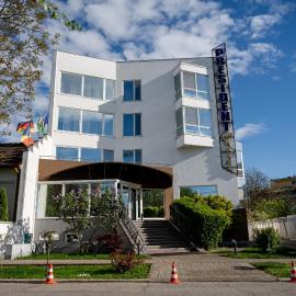 Hotel President โรงแรมในทิมิชัวรา