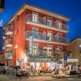 Hotel Etna