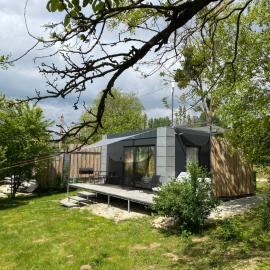 JANUS COUNTRY SITE Üdülőházak – hotel w Szakcs