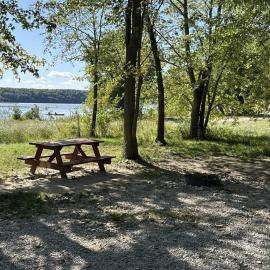 KAYAK STARVED ROCK CAMPGROUND, hotel in Ottawa