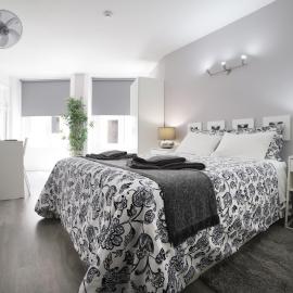 Guest House Triunfo, hotel in Porto