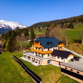 Lärchenhof Top 302, hotel in Mauterndorf